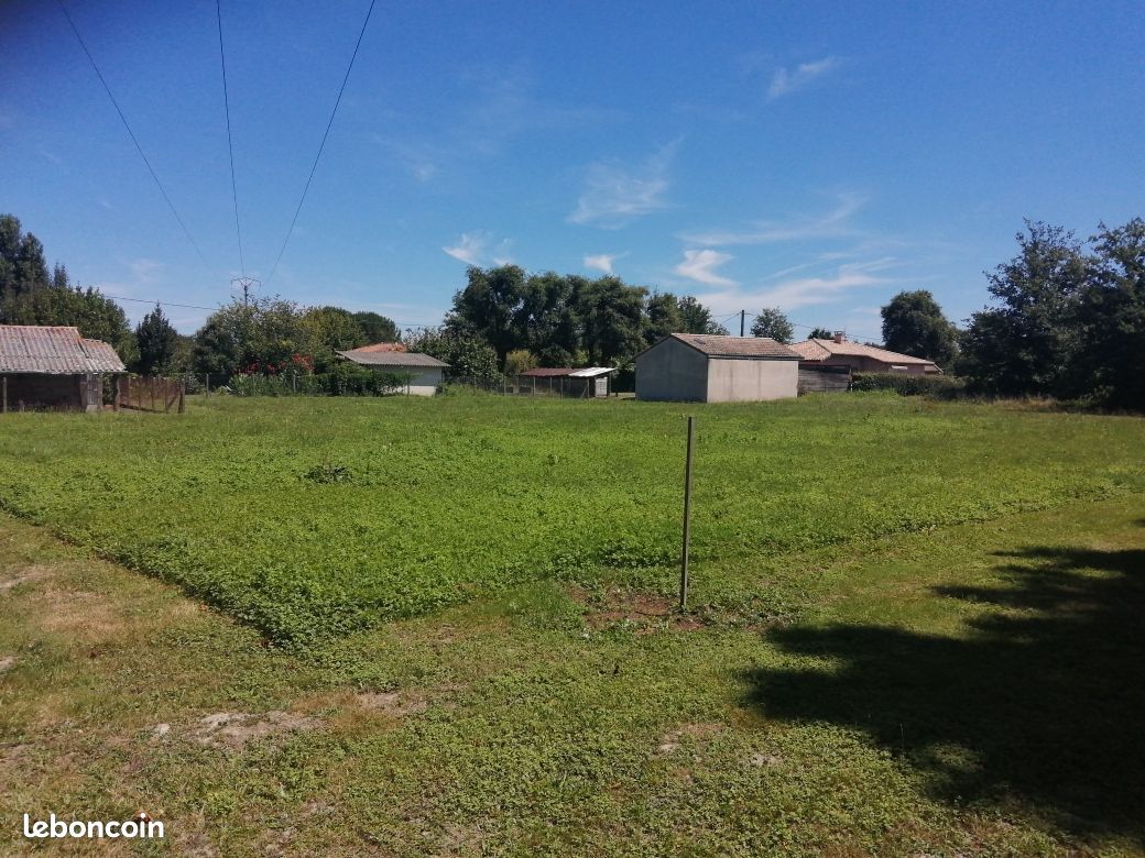 Terrain constructible 2000m2 · à Duhort-Bachen · 38 000 €