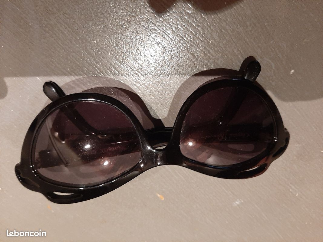 Lunettes solaires (image 1)