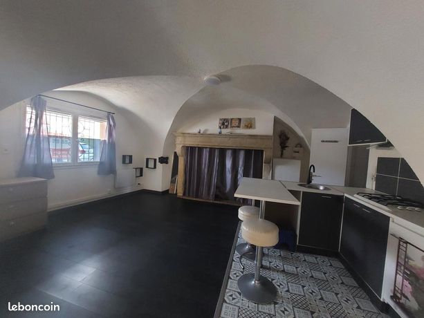 Studio 1 pièce 20 m²