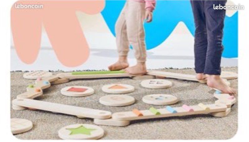 Poutres d'équilibre en bois pour enfants (image 1)