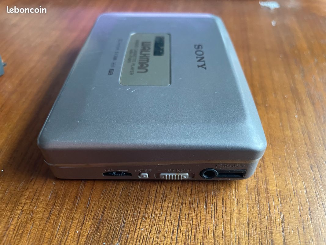 SONY WALKMAN ラジオ カセット WM-FX811 チタングレー SONY(ソニー 