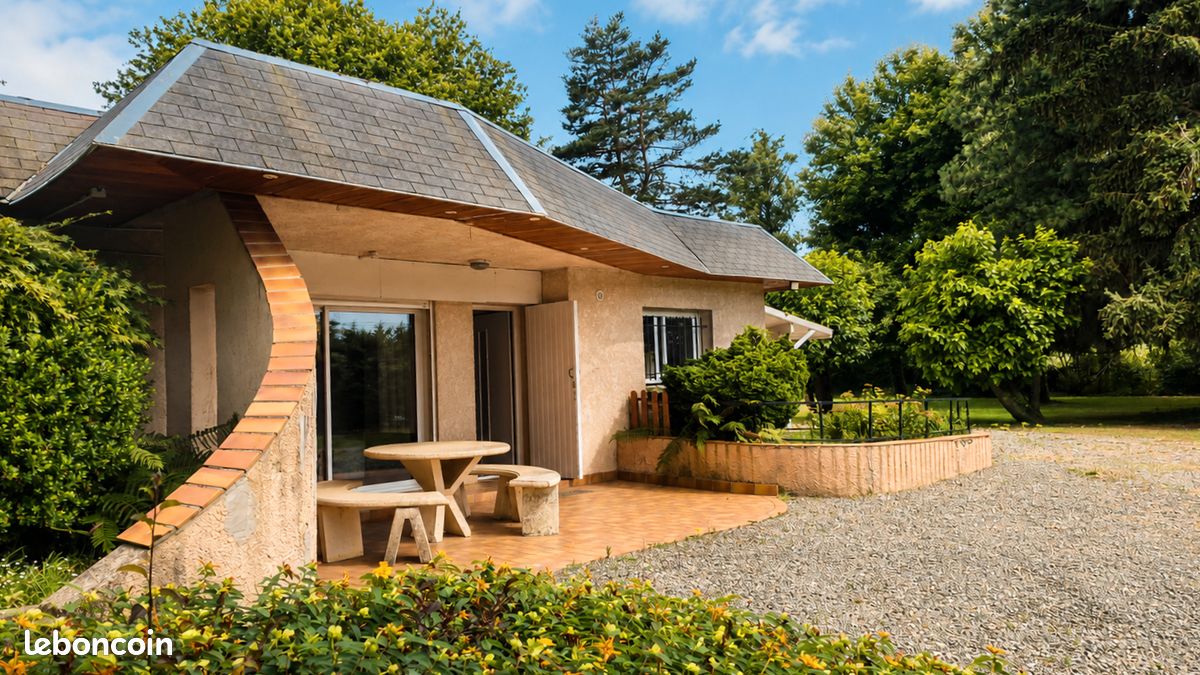 Maison 5 pièces 135 m² · à Sainte-Colombe · 135 m² · 199 000 €