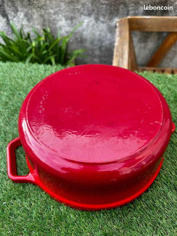 Cocotte faitout rouge vintage - Arts de la table