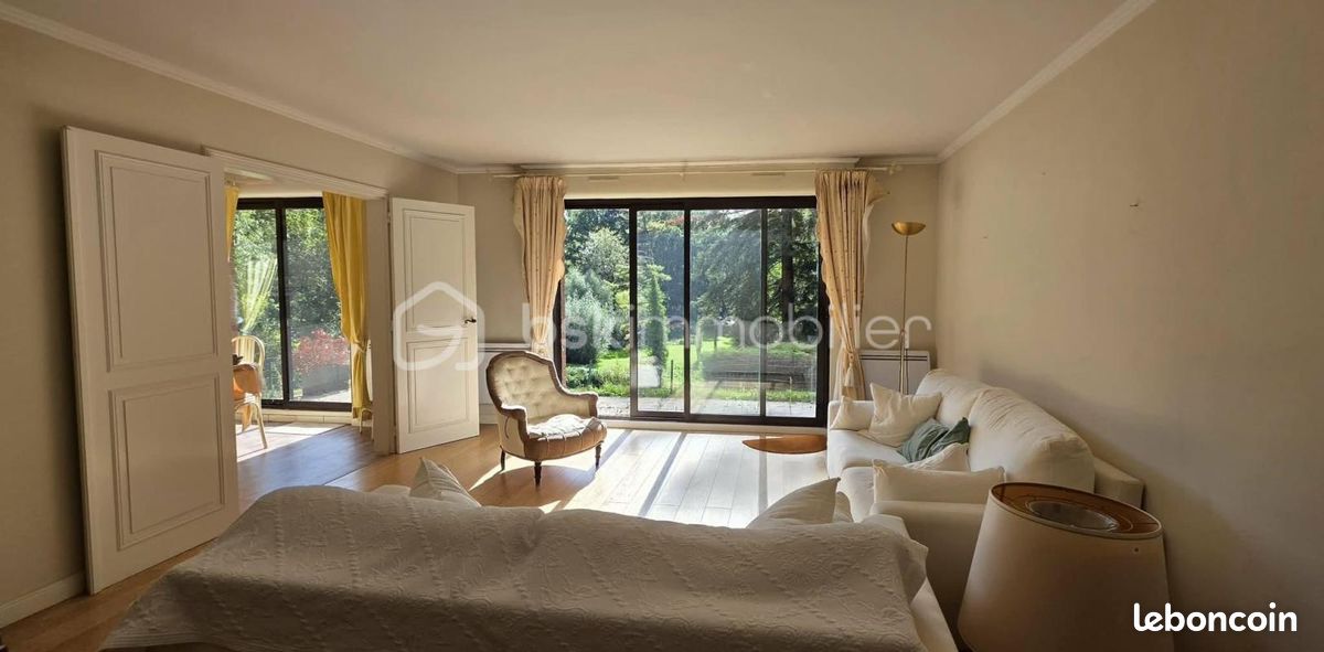 Appartement 4 pièces 98 m² · à Mouvaux · 98 m² · 450 000 €
