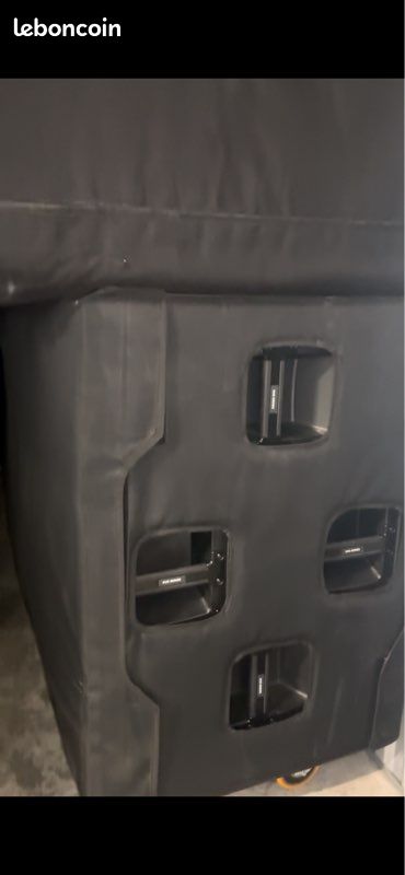 Rcf sub 9006 as (image 1)