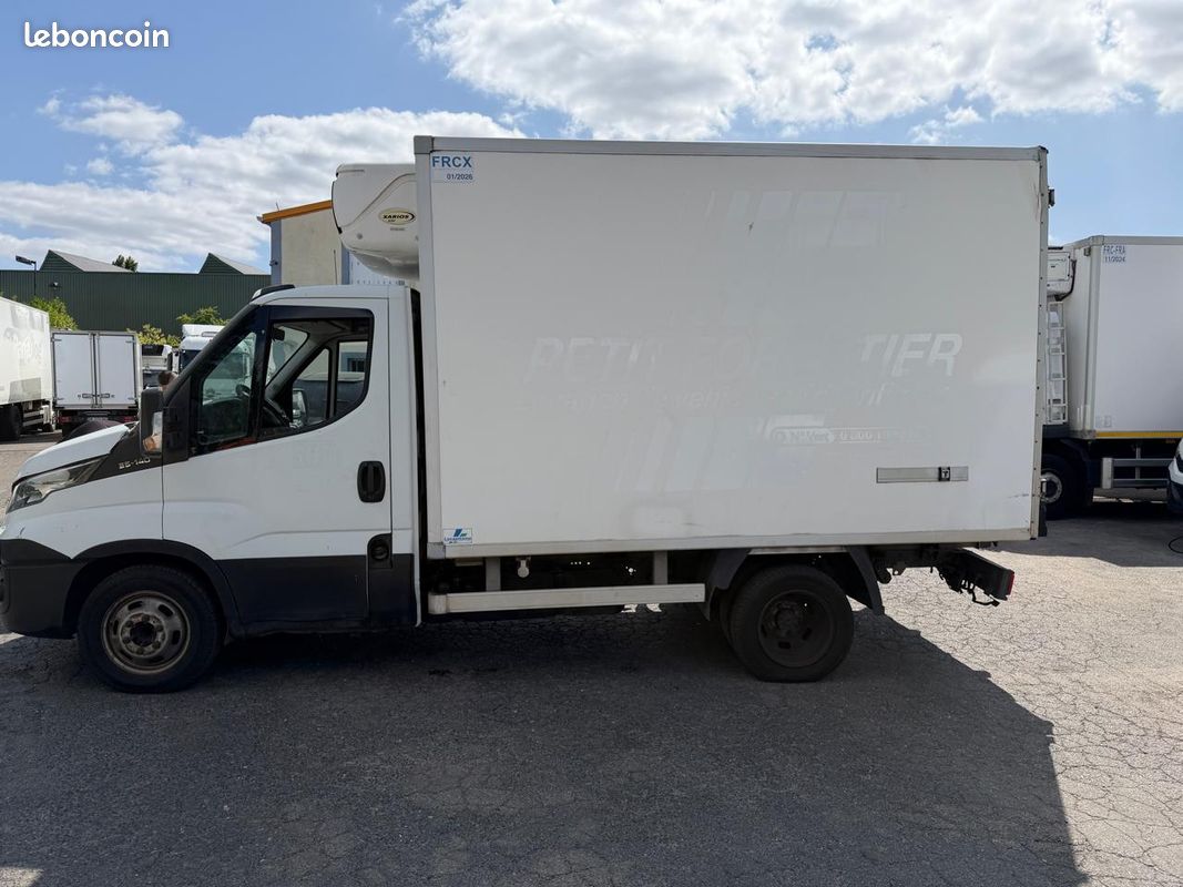 IVECO Daily 35C14 Fourgon Frigorifique – Carrier 600 (image 4)