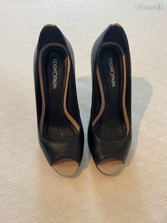 Escarpins Liz Claiborne - Bout Ouvert - Satin Mat Noir - Taille 6.5 US - Talon 3.5 Pouces - Occasion