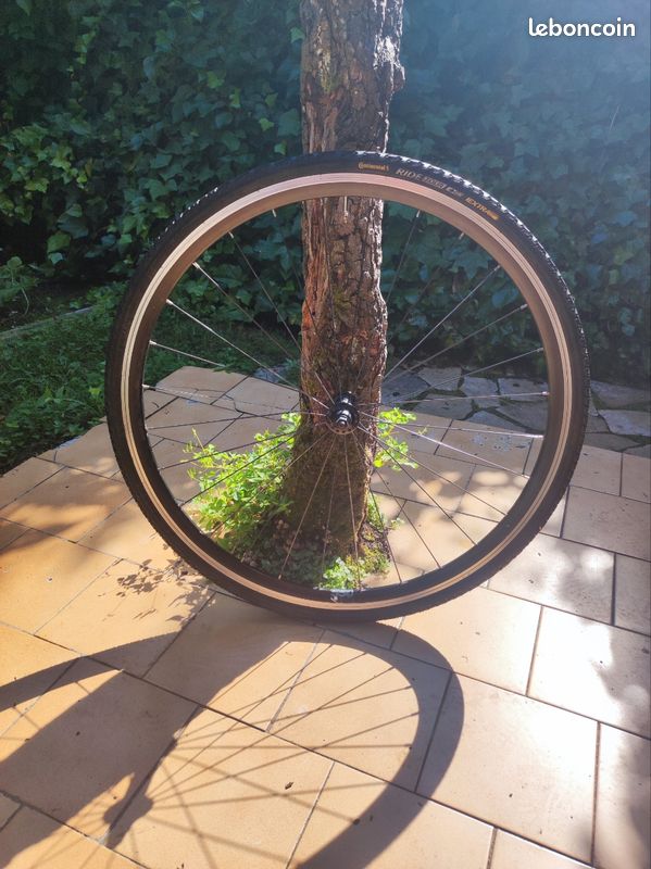 Roue Fixie Roue VÃ©lo 700 Decathlon Roue Fixie 28 Pouces Avant - Main Image