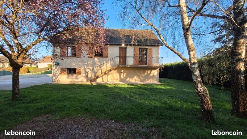 Maison 4 pièces 95 m² · à Fontaines · 95 m² · 240 000 €