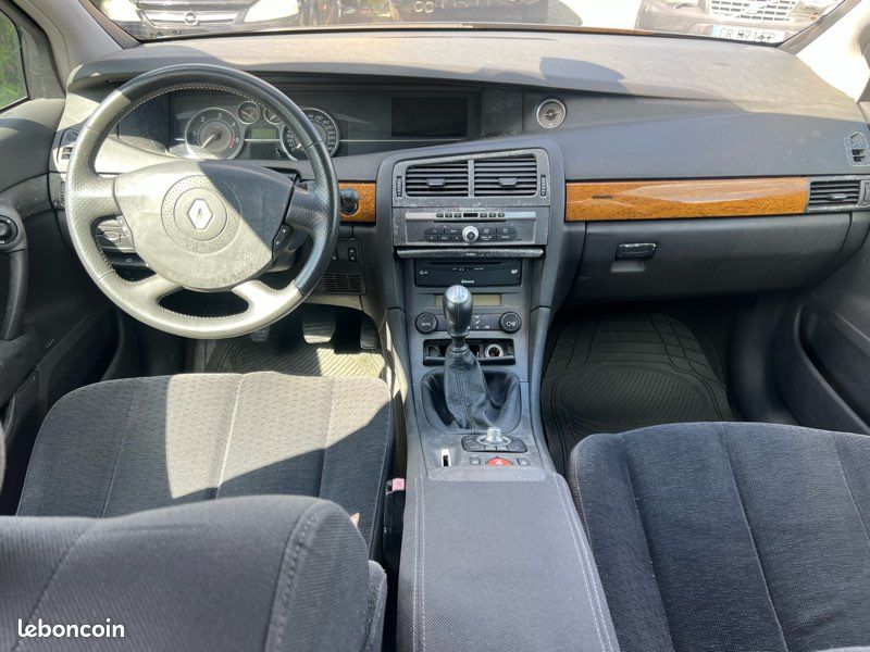 Renault Vel Satis 2.2 dCi 150CH Privilège (image 4)