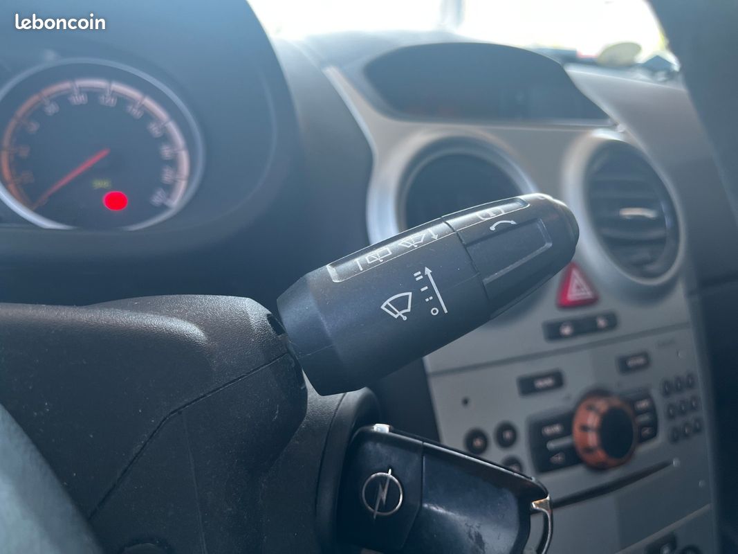 OPEL CORSA 1.3 CDTI - 75 CV FAP Edition + 2 ÈME MAIN + CLIM (image 18)