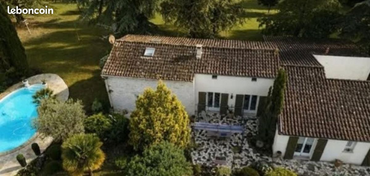 Maison 6 pièces 130 m² · à Voeuil-Et-Giget · 130 m² · 309 750 €