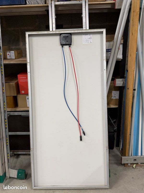 Vends lot de 18 panneaux solaires photovoltaïques SCHOTT POLY™ 165 W d’occasion, en bon état (image 2)