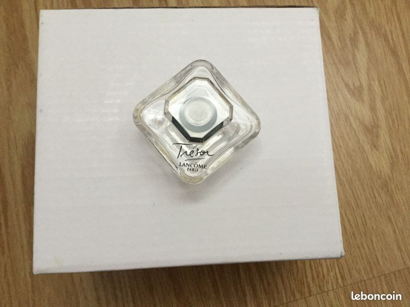 Miniature de parfum - Trésor de Lancôme - vide (image 1)