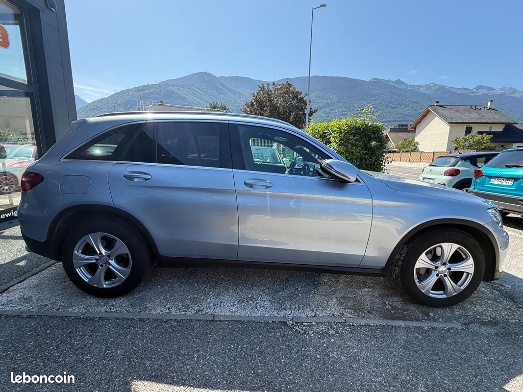 Mercedes-benz classe glc 2.2 220 d executive 170ch 4matic 9g-tronic - camera de recul - sieges chauffants (image 17)