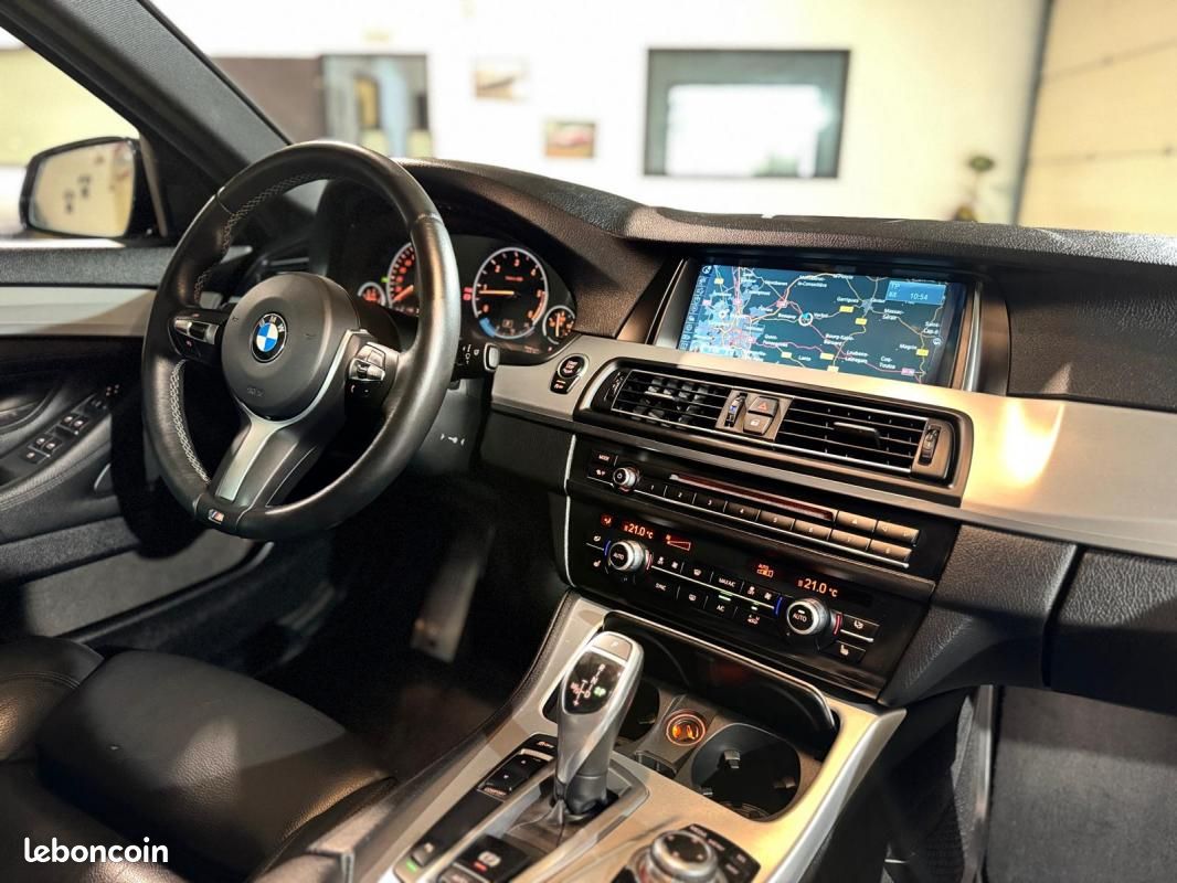 BMW Série 5 (F11) LCI Touring 525d Pack M 218ch Caméra de recul, Sièges chauffants, GPS Navigatio... (image 12)
