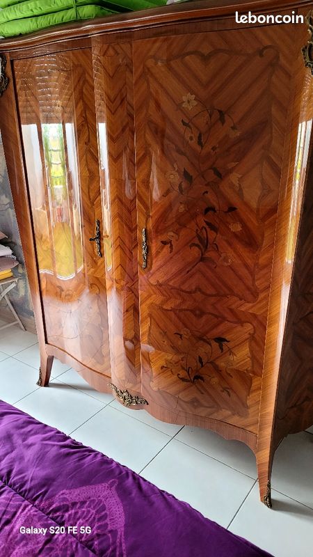 Armoire Louis XV (image 1)