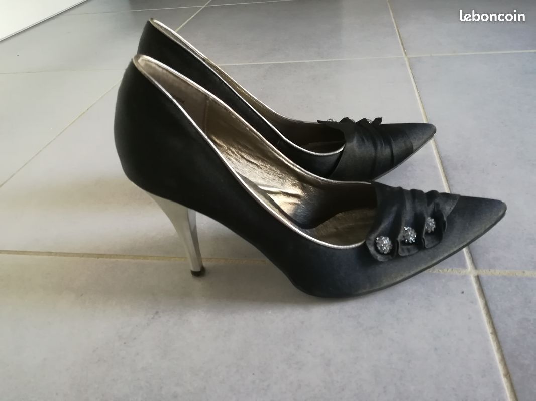 Escarpins noirs - T.39 (image 1)