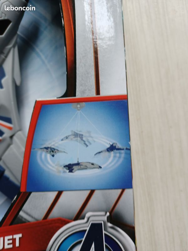 Marvel avengers age of ultron, ceiling quinjet ,neuf (image 2)