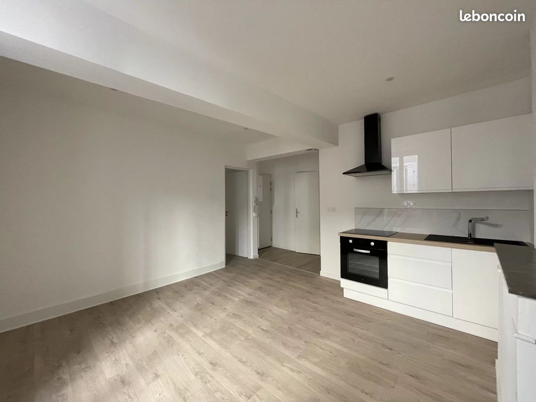 Appartement 2 pièces 32 m² · à Montélimar · 32 m² · 470 €
