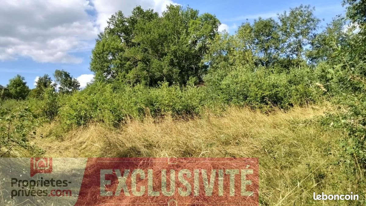 Terrain Lanteuil · 51 000 €