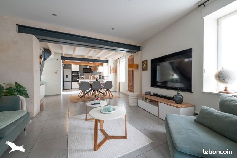 Maison 4 pièces 88 m² · à Pisany · 88 m² · 240 000 €
