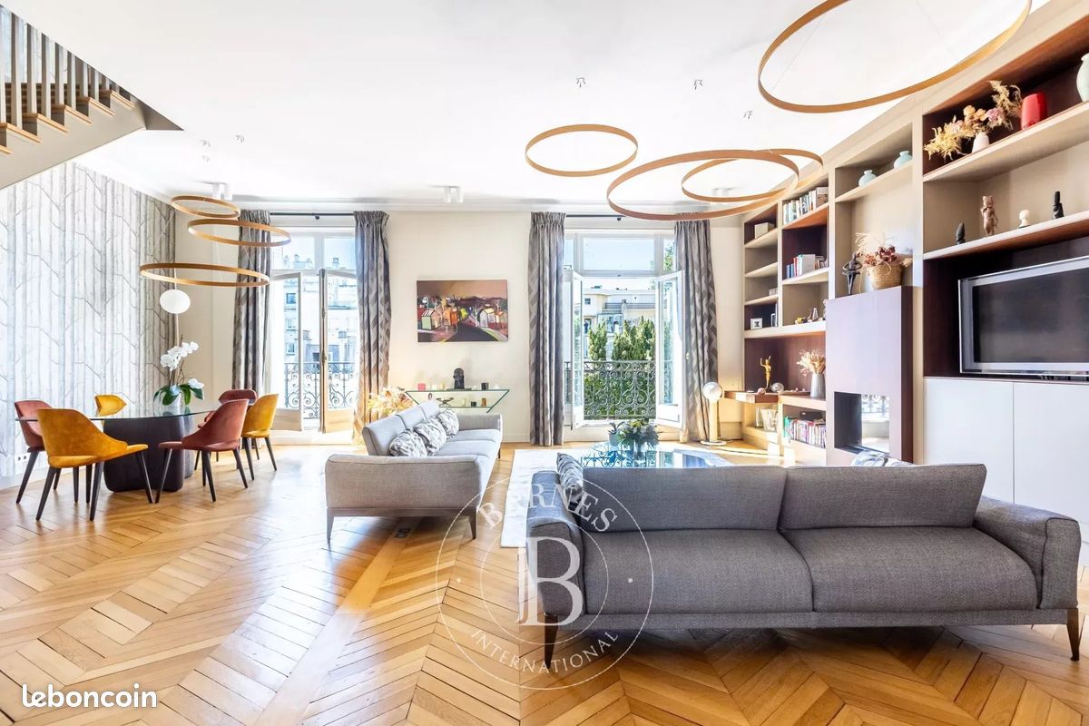 Appartement 7 pièces 291 m² · à Neuilly-sur-Seine · 291 m² · 3 430 000 €