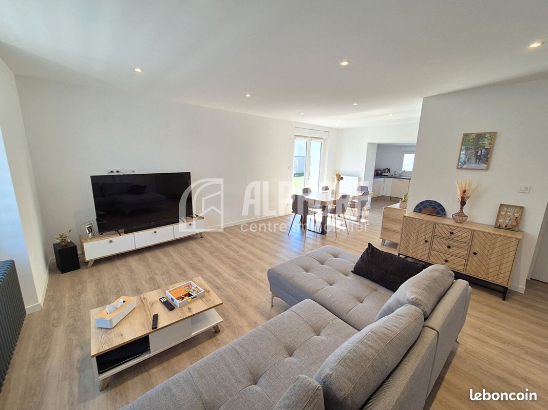 Maison 4 pièces 83 m² · à Essarts-en-Bocage · 83 m² · 182 000 €