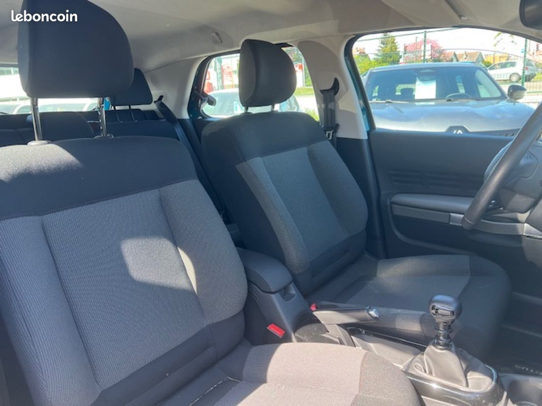 CITROEN C4 CACTUS PureTech 110 SS BVM6 Feel / VENTE DESTINÉE UNIQUEMENT A PROFESSIONNEL DE L'AUTOMOBILE (image 9)