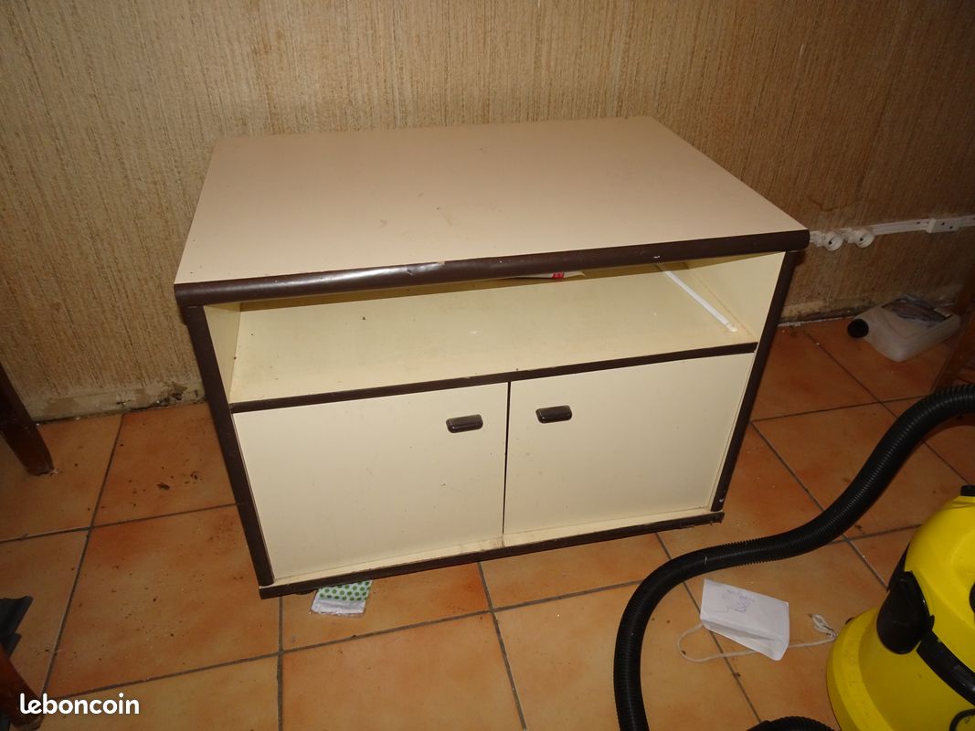 Meuble bas (image 1)