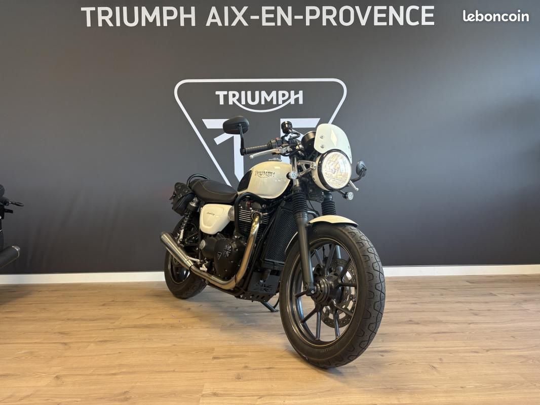 Triumph STREET CUP 900 cm3 (image 1)