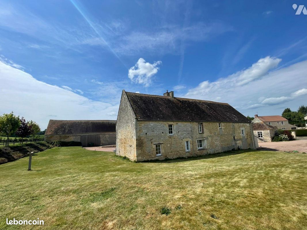 Maison 7 pièces 225 m² · à Ussy · 225 m² · 468 180 €
