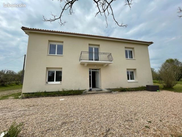 Maison 4 pièces 120 m² · à La Force · 120 m² · 882 €/mois