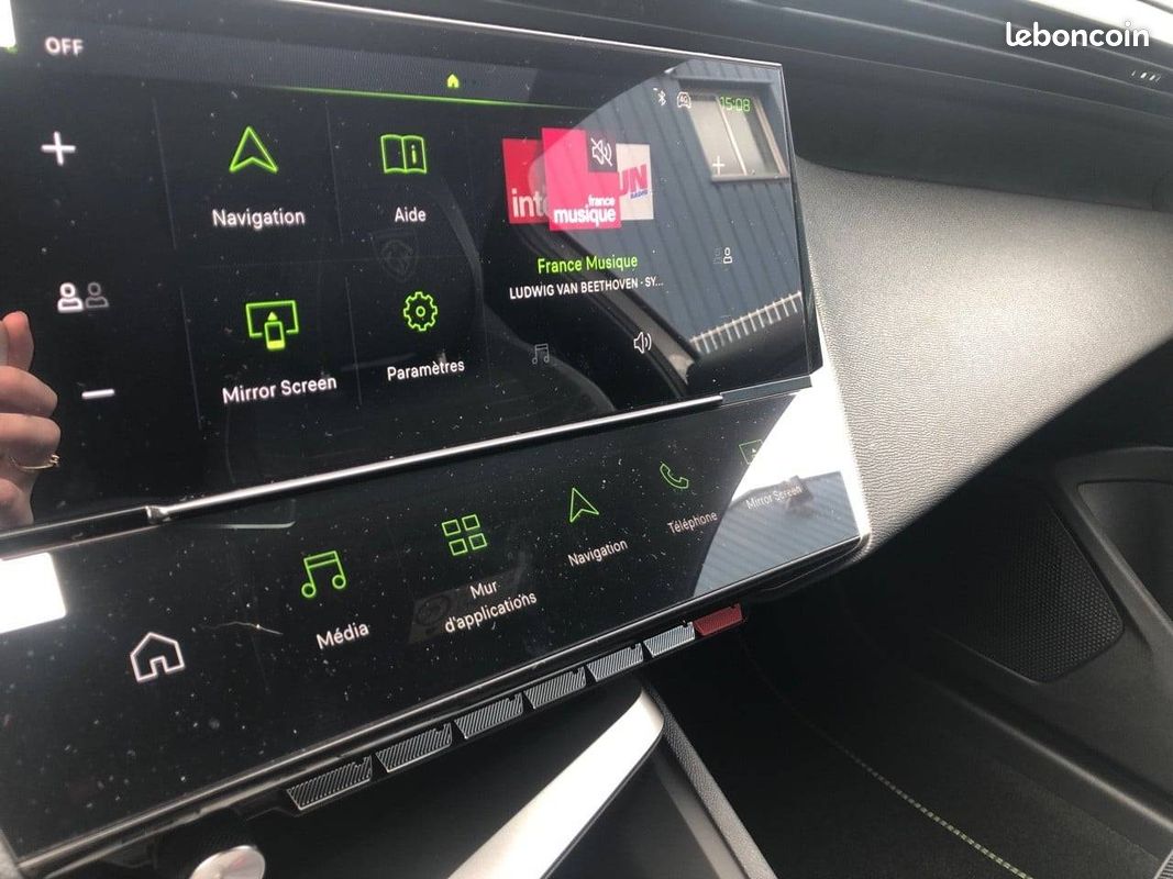 PEUGEOT 408 Hybrid 145 e-DCS6 GT (image 16)
