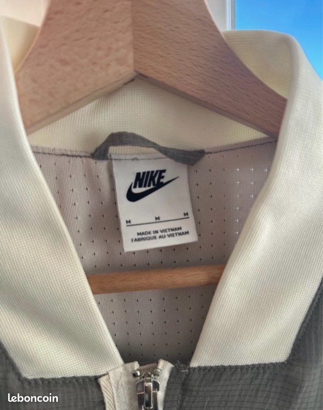 Bomber Nike (image 4)