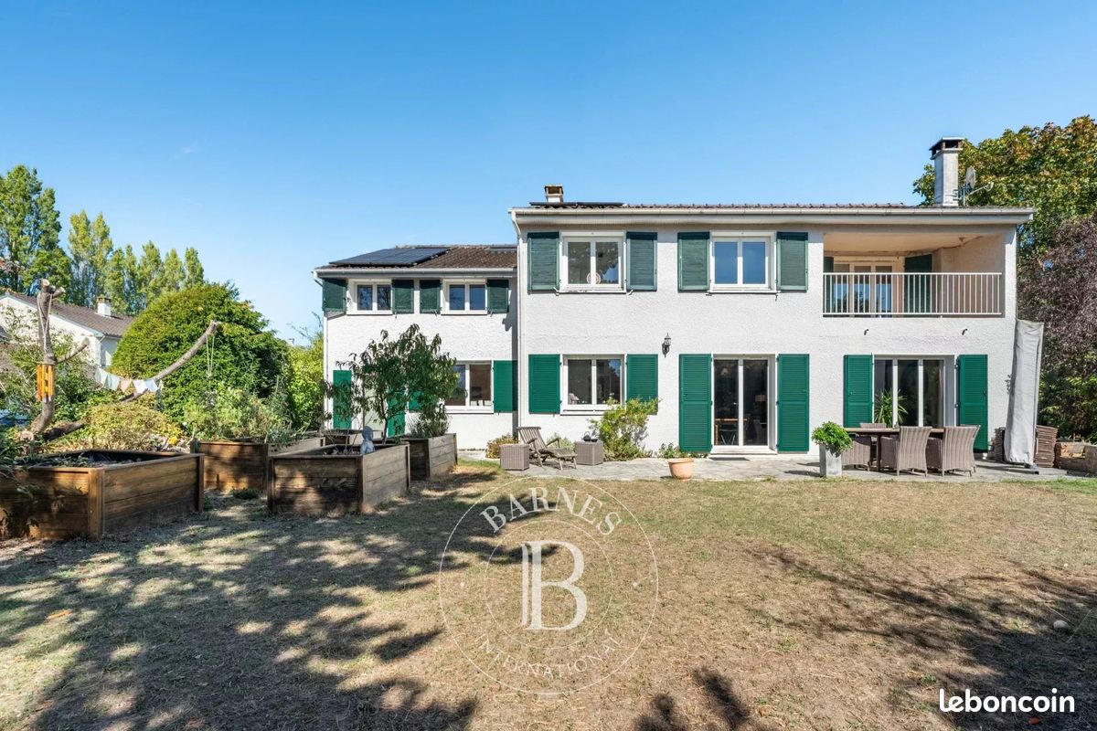 Maison 9 pièces 212 m² · à Montesson · 212 m² · 890 000 €