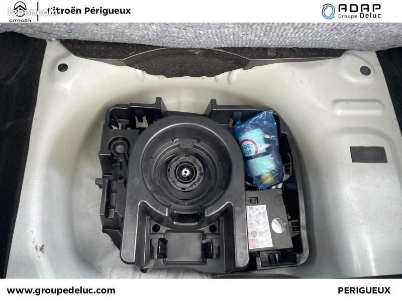 Citroen C3 1.2 PureTech 83ch S&S Feel Business (image 36)