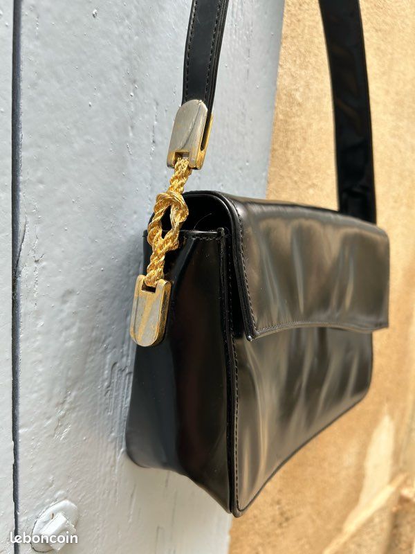 Sac à Main Ancien En Cuir Verni Noir - Vintage, Occasion Bon état, Taille Moyenne