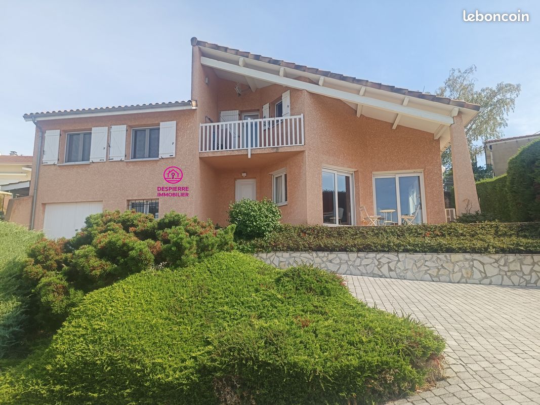 Maison 6 pièces 123 m² · à Saint-Maurice-l'Exil · 123 m² · 354 000 €