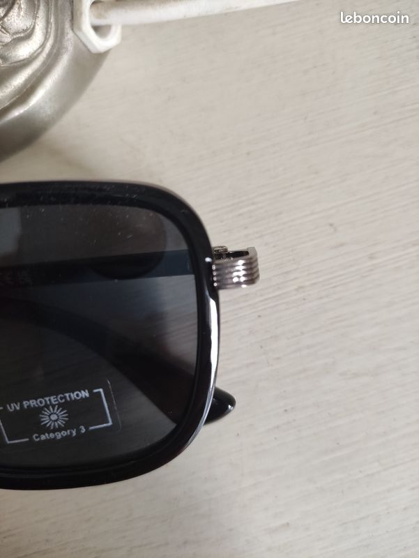Lunettes de soleil (image 2)