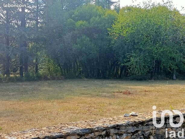 Terrain 1092 m² JAYAC