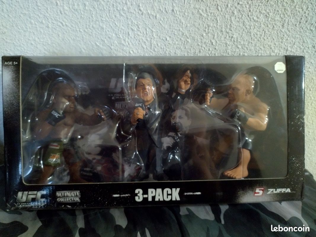 Figurine UFC - coffret arbitre et 2 combattants ⚡💥⚡ (image 1)