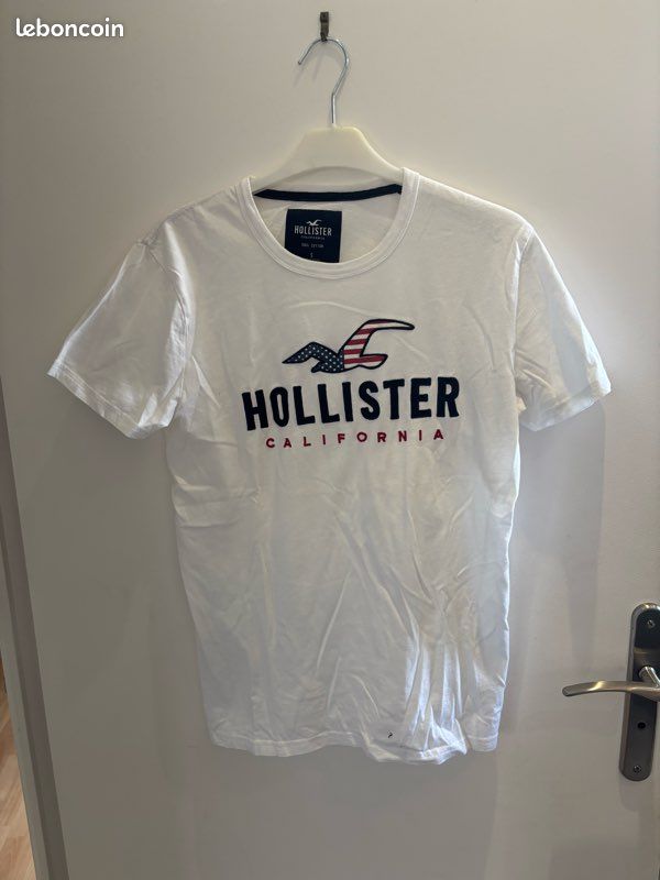 Logo Hollister White Collar Shirt Polo Hollister California Tee