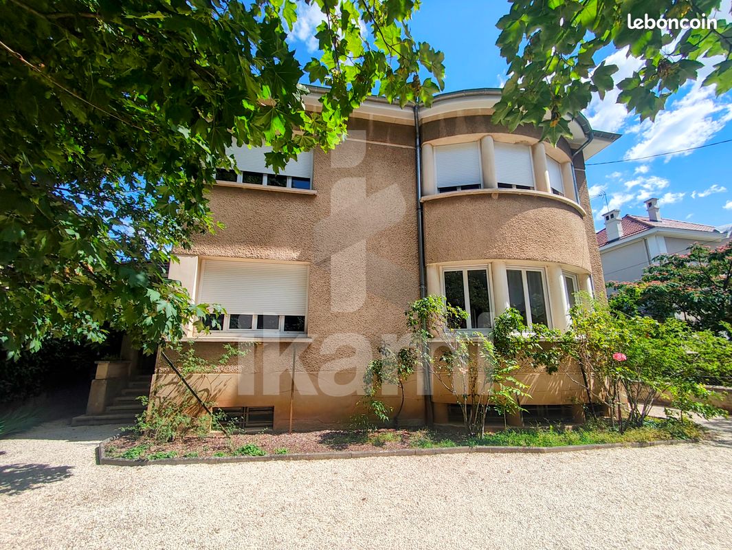 Maison 6 pièces 173 m² · à Romans-sur-Isère · 173 m² · 335 000 €
