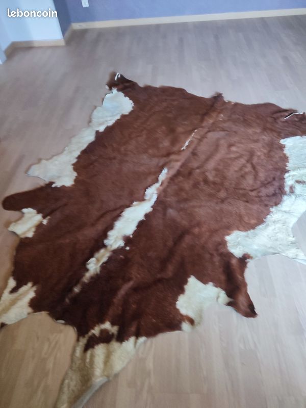 Tapis peau de vache (image 1)