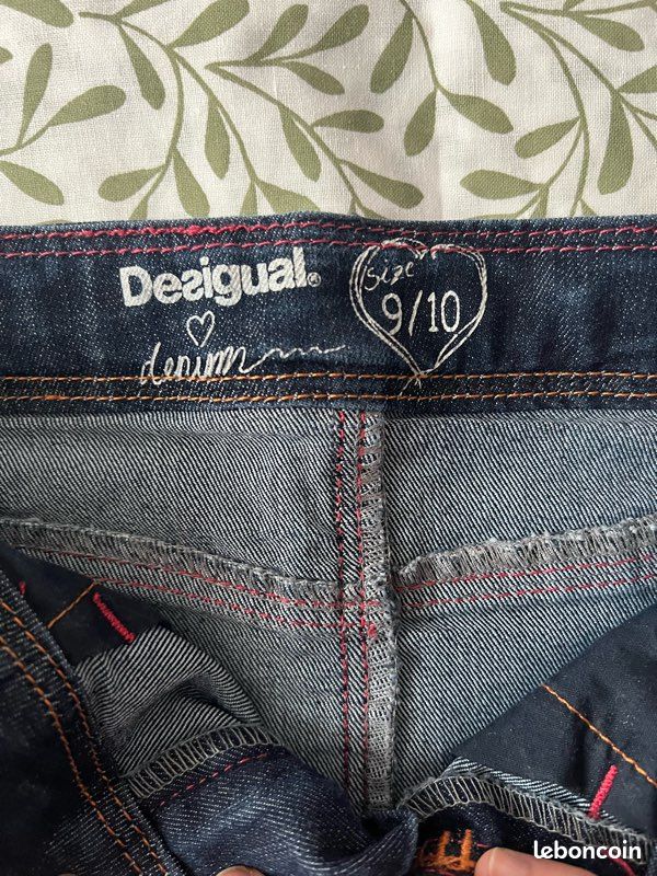 Jupe en jean Desigual 9-10 ans (image 2)