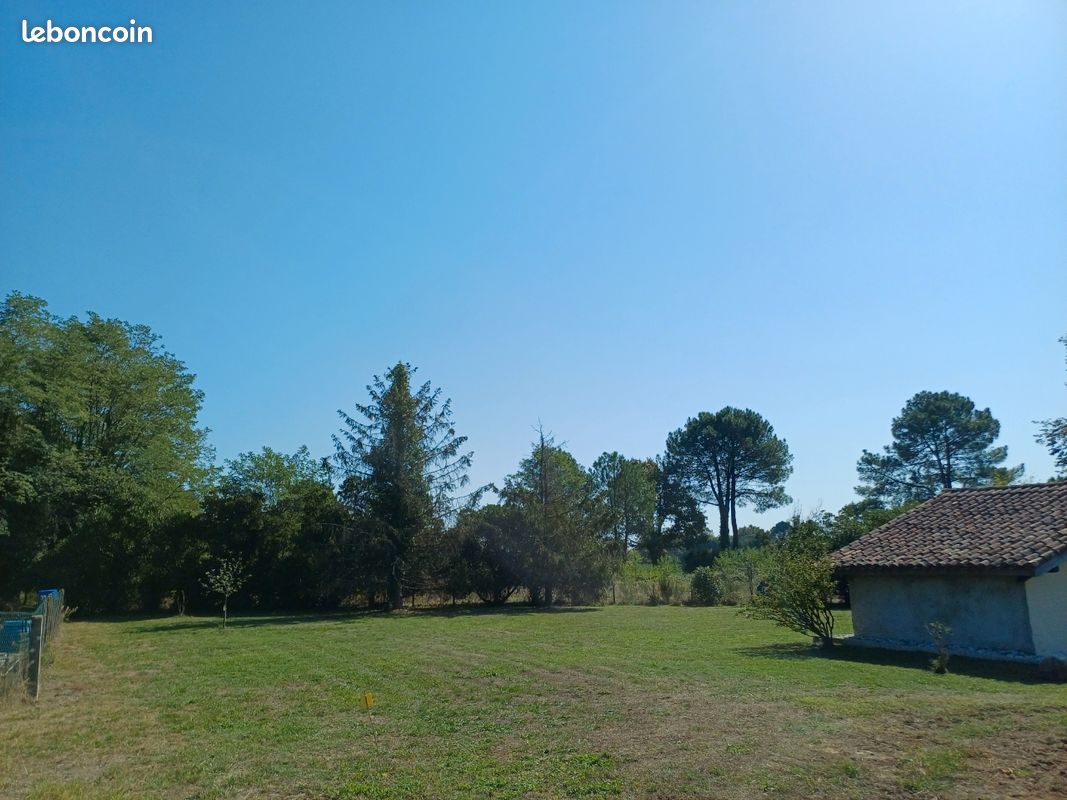 Terrain plat constructible Pontonx · à Pontonx-sur-l'Adour · 92 000 €