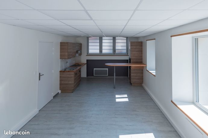 F2 rénové de plain pied