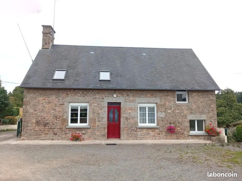 Maison 8 pièces 88 m² · à Saint-Hilaire-du-Harcouët · 88 m² · 140 000 €