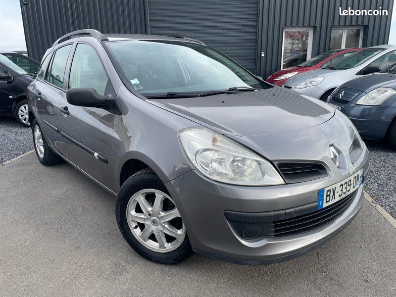 Renault Clio III Estate 1,5 DCi 70 Chvx « Climatisation » (image 1)